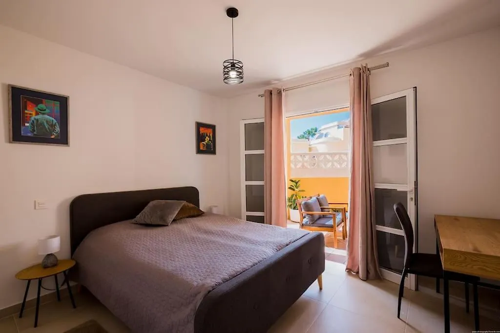 Ocean Breeze Apartment Costa Adeje  0*, Costa Adeje (Tenerife)